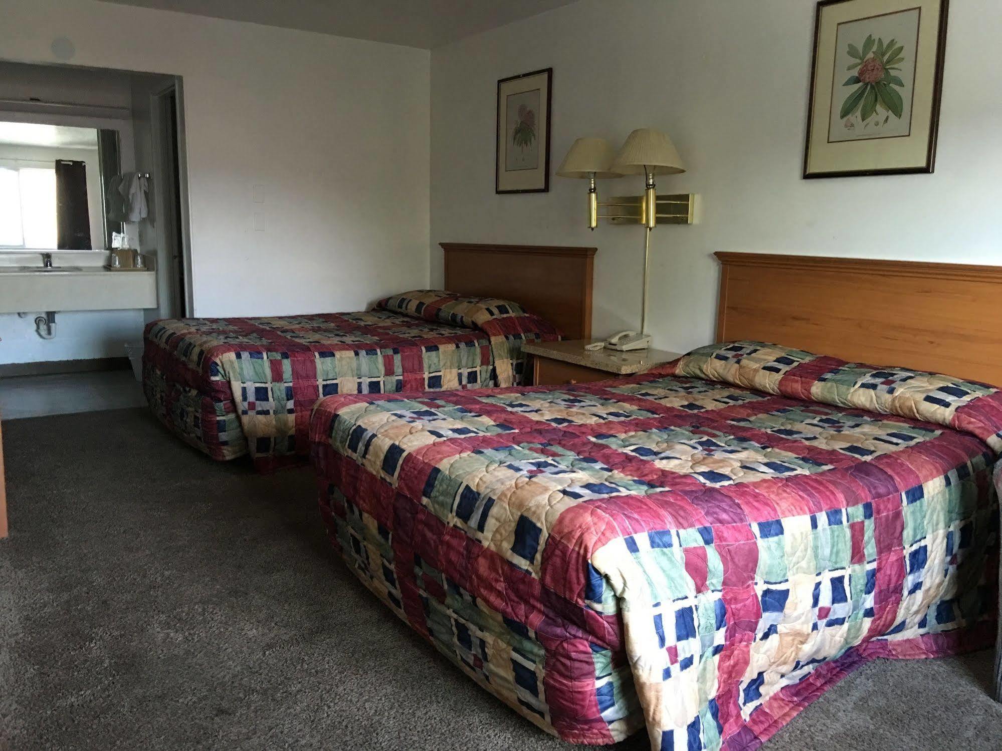 Beaverton Budget Inn Esterno foto